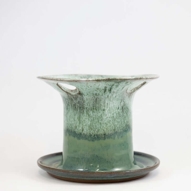 Toothbrush Holder in Lake