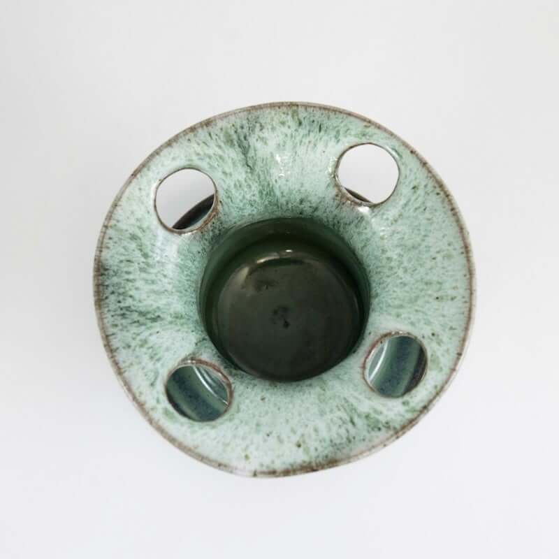 Toothbrush Holder in Lake