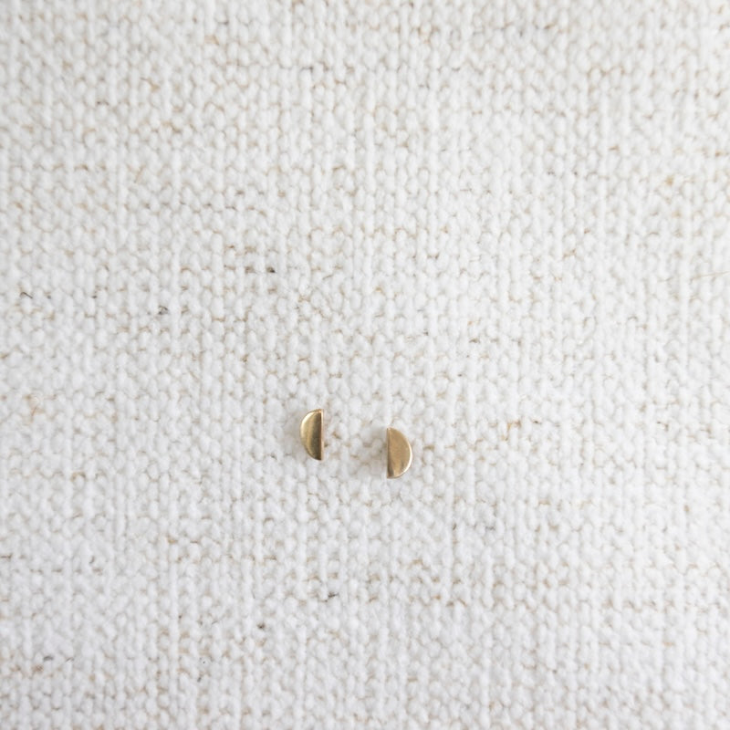 Half Moon Studs in 14K Gold