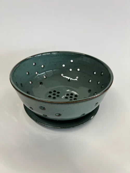 Large Berry Bowl with Saucer in Dark Blue