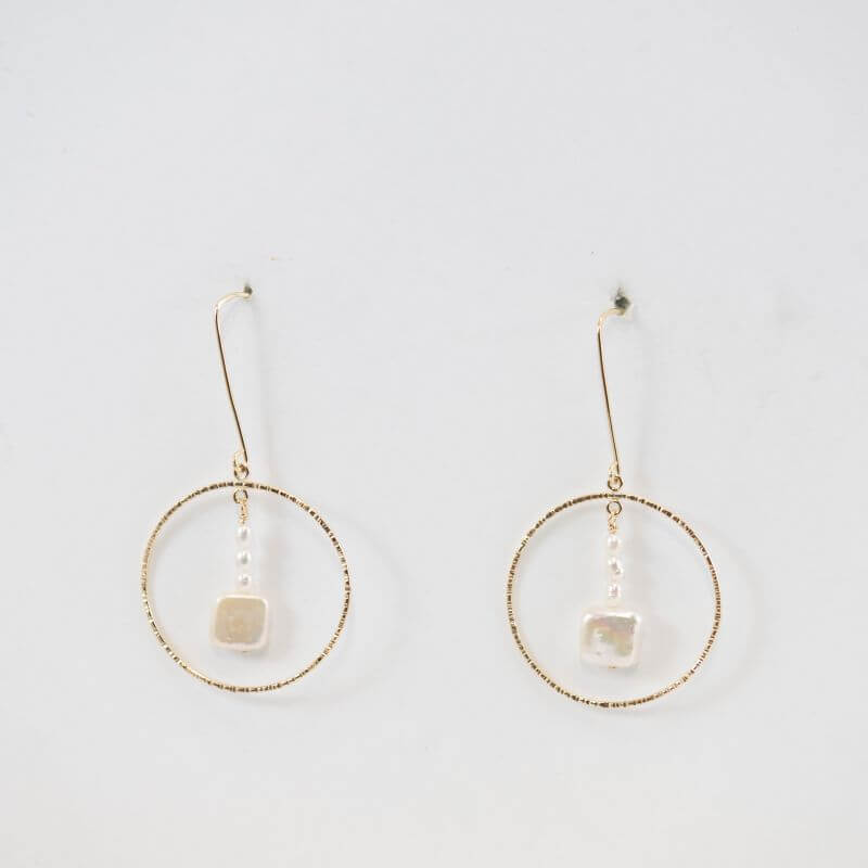 Square Pearl Circle Earrings