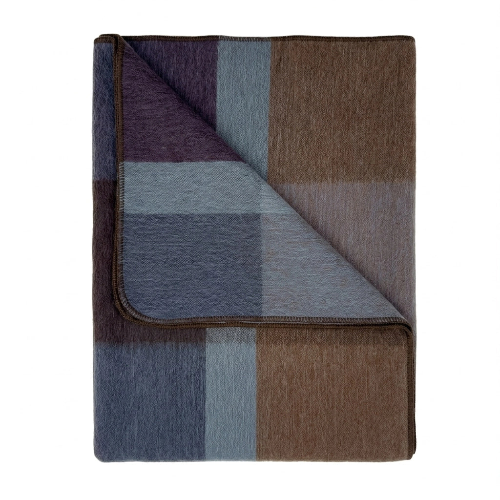 Alpaca Throw Blanket in Mocha