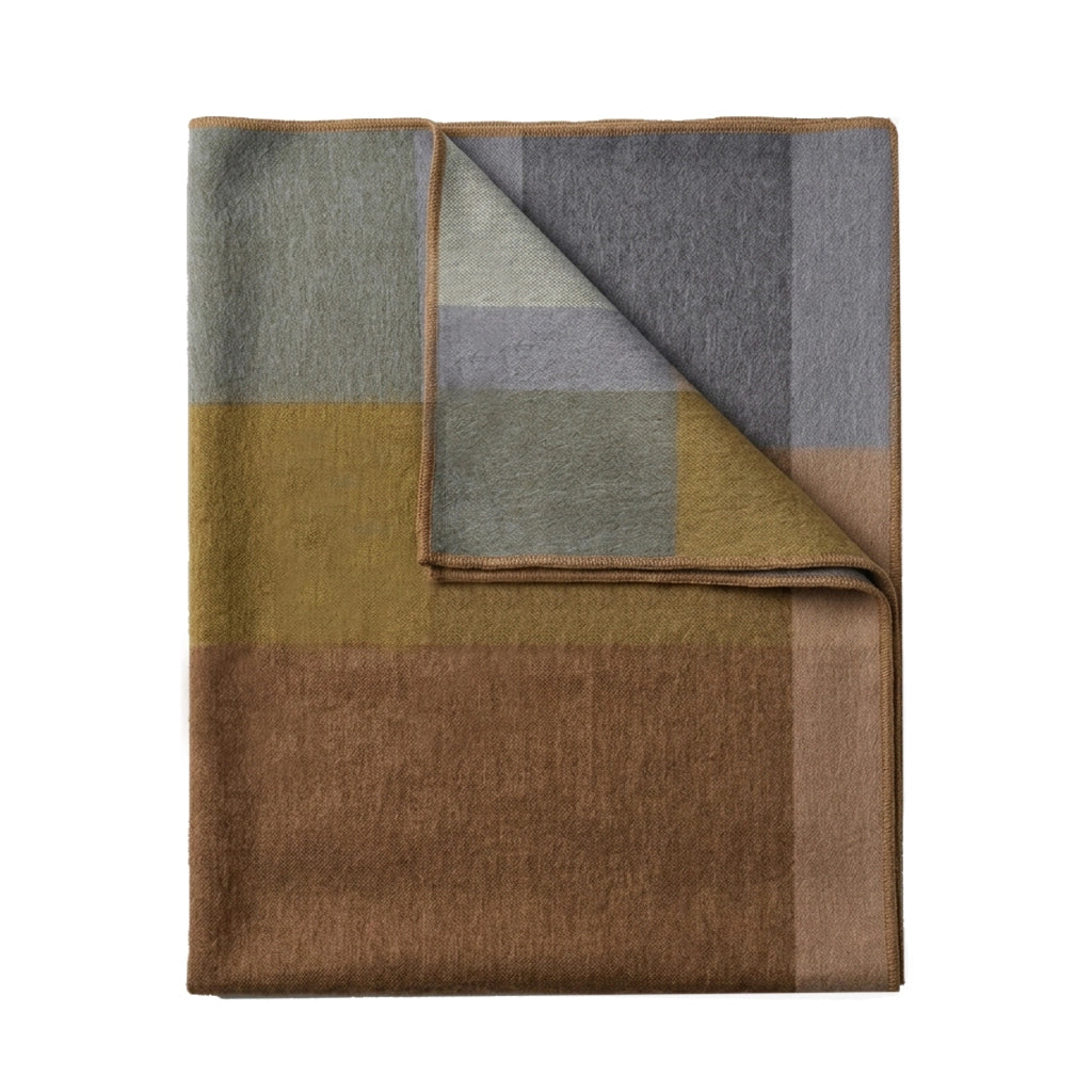 Alpaca Throw Blanket in Timberline, Large