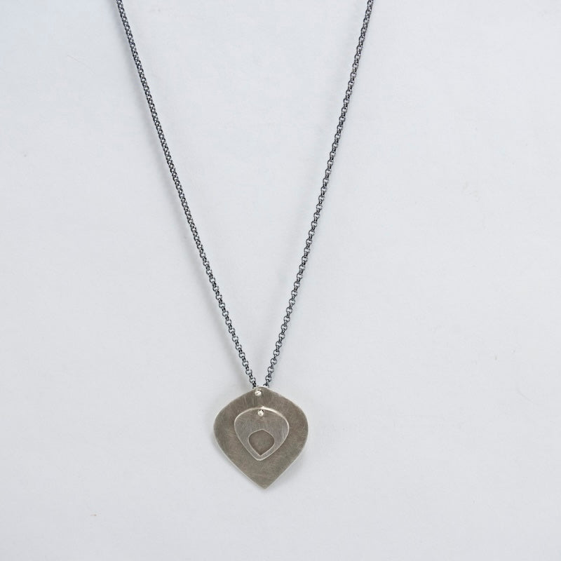 Plume Necklace
