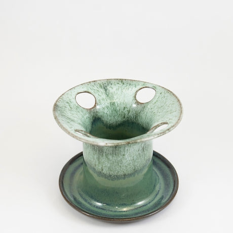 Toothbrush Holder in Lake