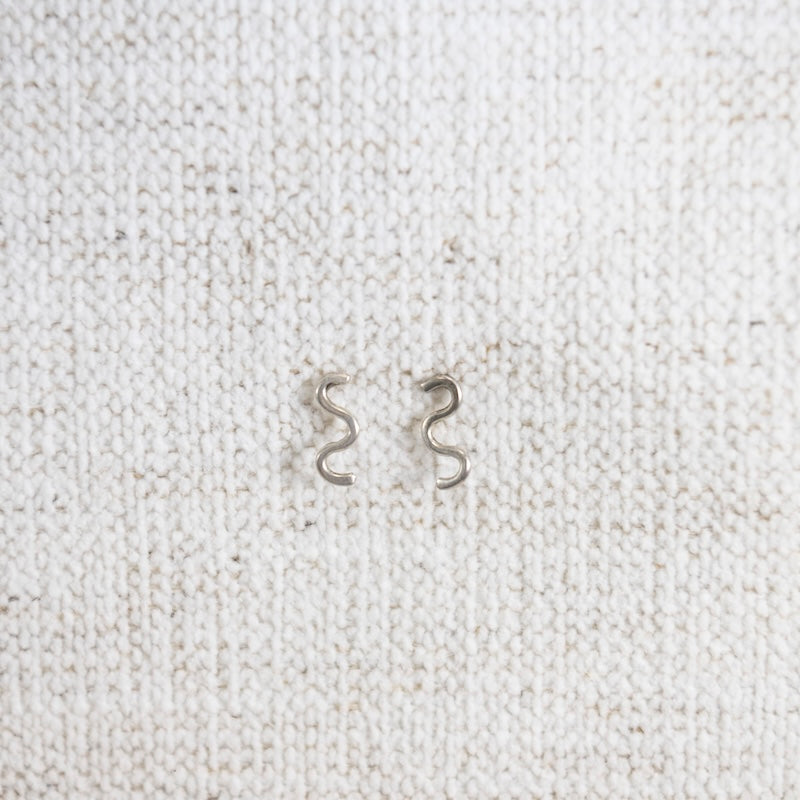 Earrings Squiggle Studs