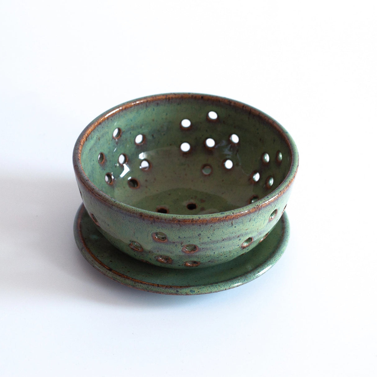 Small Berry Bowl with Saucer