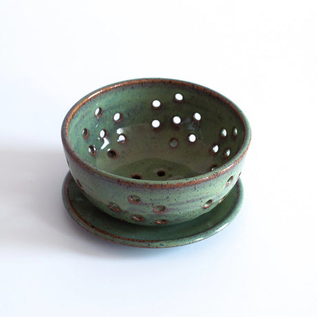 Small Berry Bowl with Saucer
