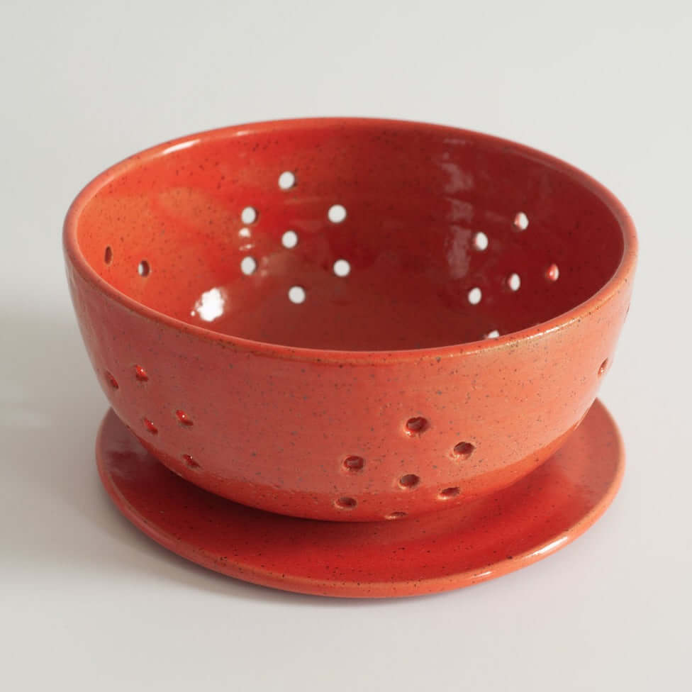 Large Berry Bowl with Saucer - Thumbnail 4