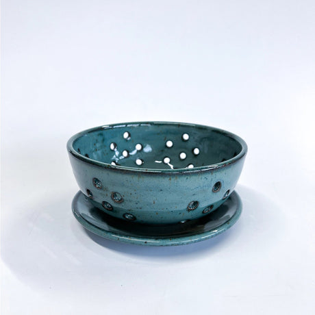 Small Berry Bowl with Saucer