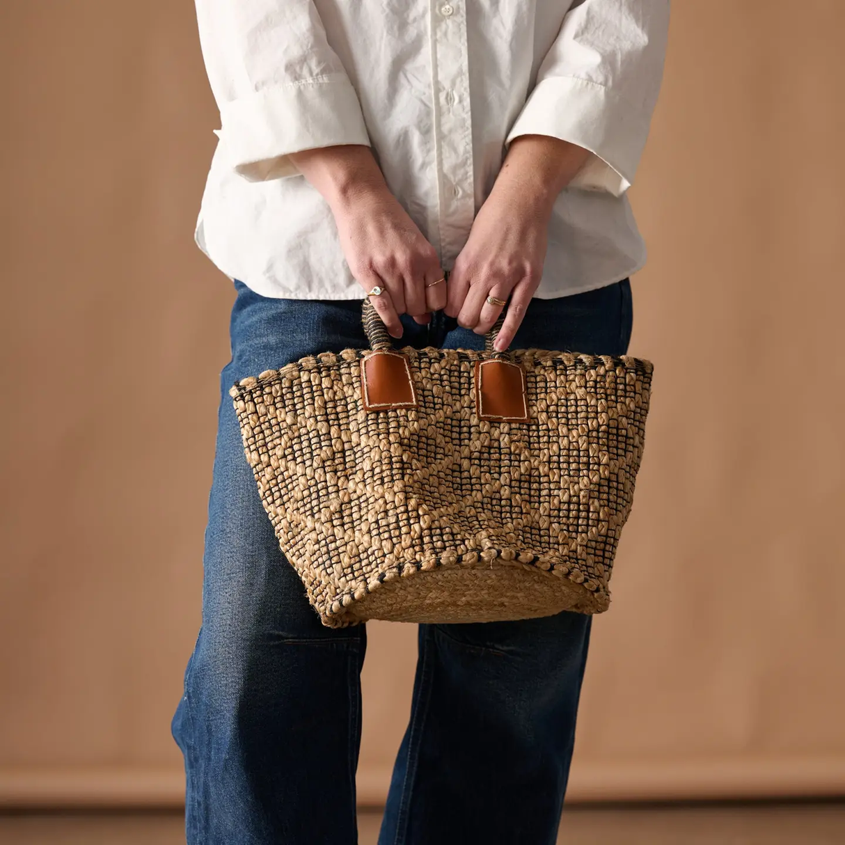 Bahana Handled Jute Basket 10"